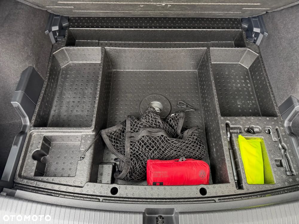 Volkswagen Tiguan Allspace 2.0 TDI SCR 4Motion DSG R-Line - 34