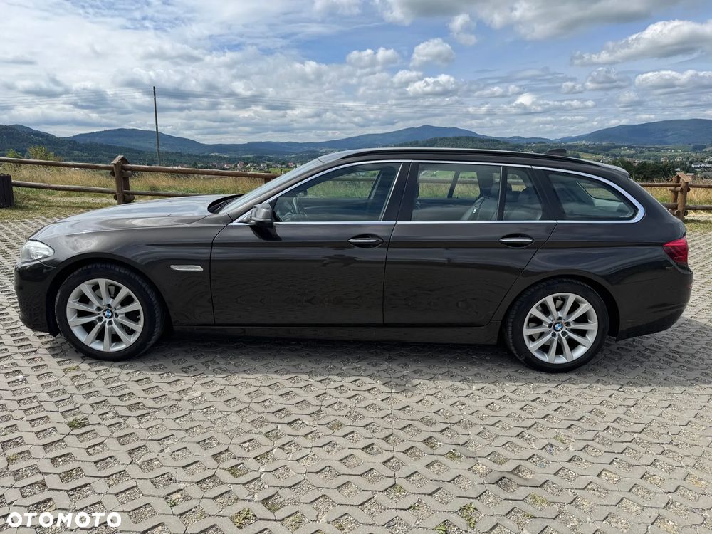 BMW Seria 5 525d xDrive - 7