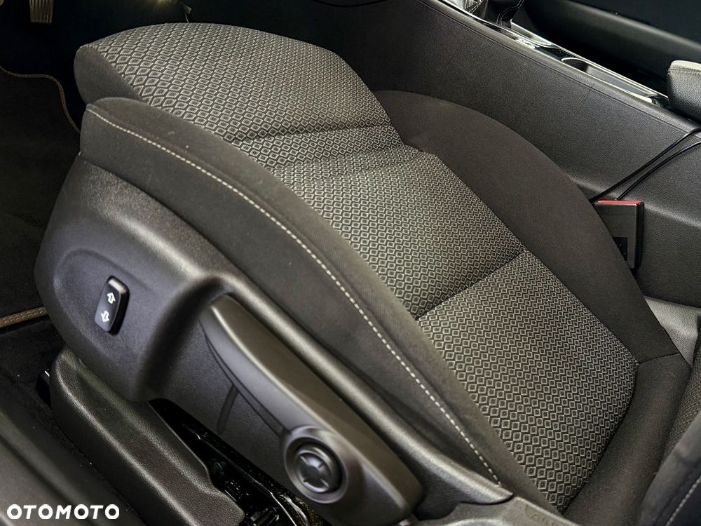 Opel Insignia 2.0 CDTI Exclusive S&S - 38