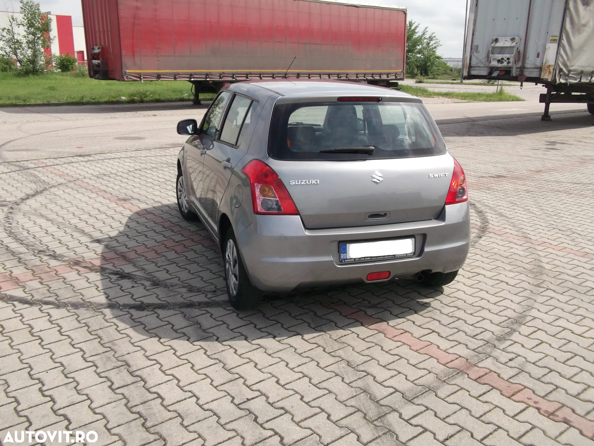 Suzuki Swift 1.3 GS - 2