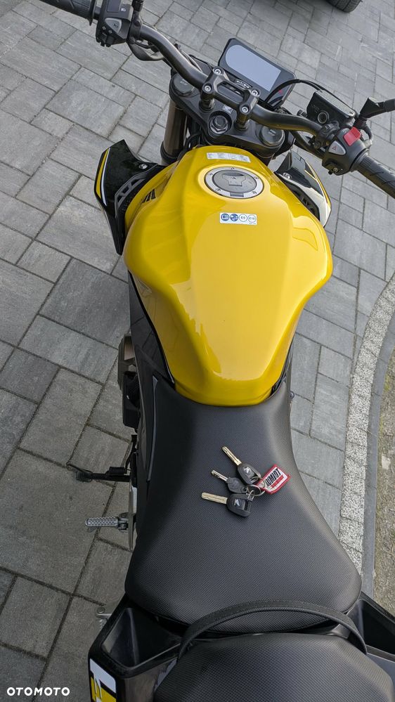 Honda CB - 10