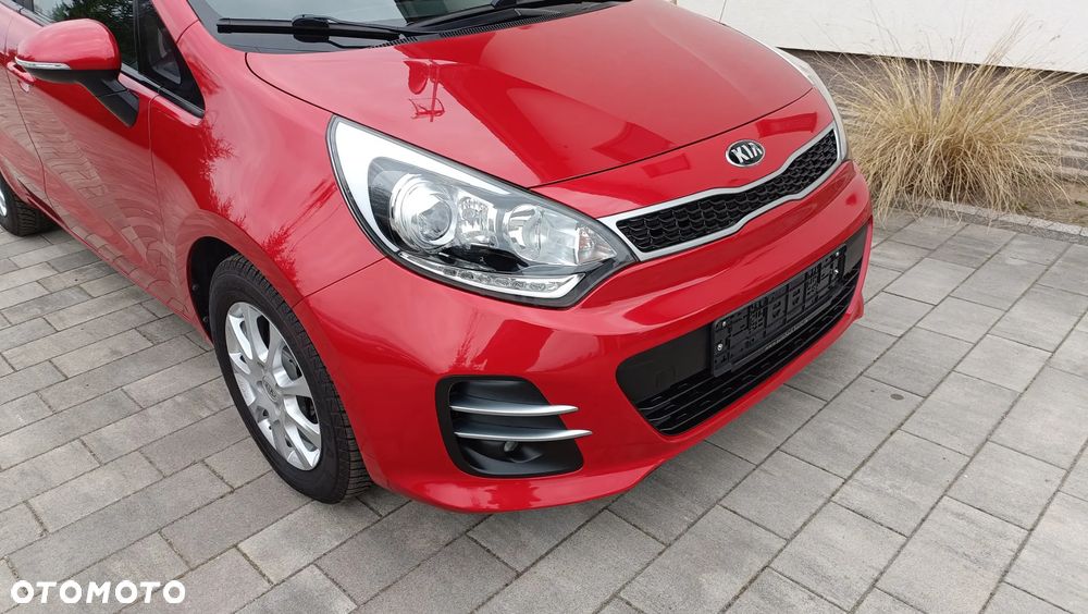 Kia Rio 1.4 Fifa World Cup Edition - 34