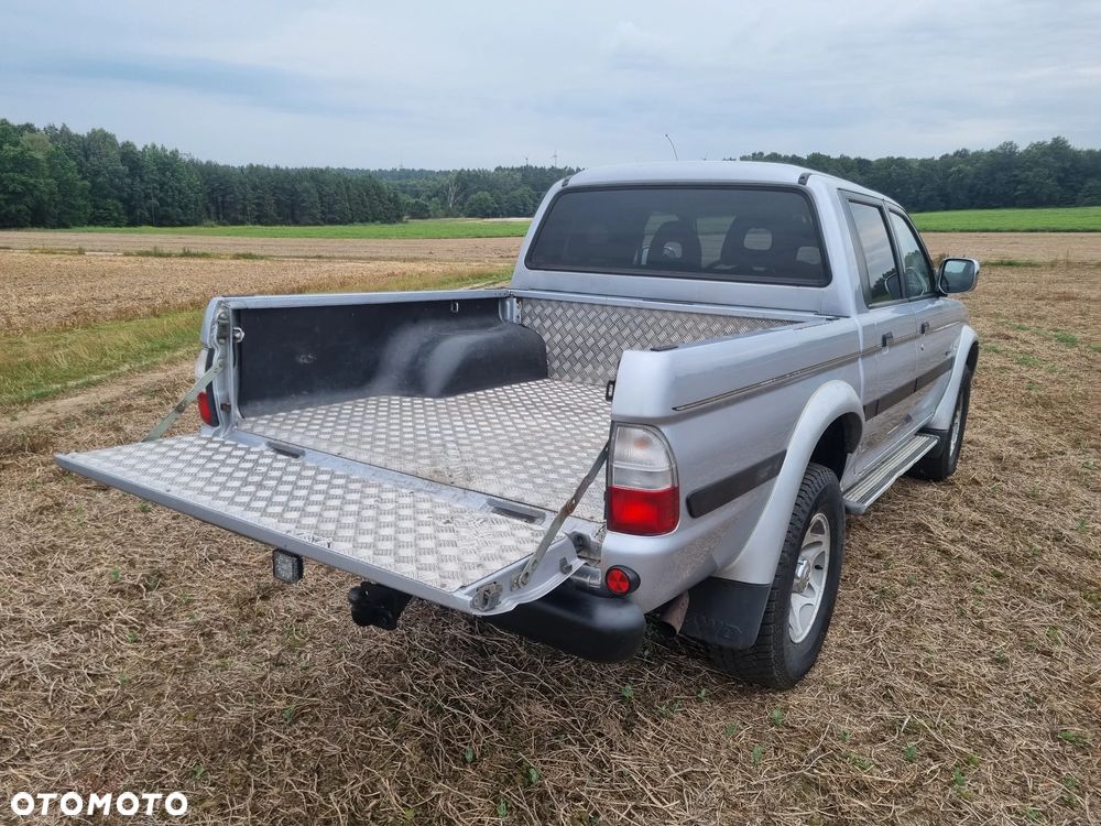 Mitsubishi L200 - 10
