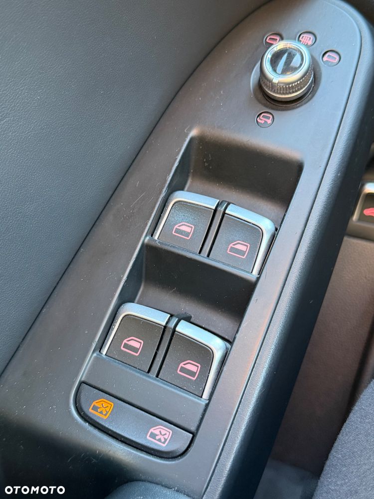 Audi A4 Avant 2.0 TDI DPF S line Sportpaket - 20
