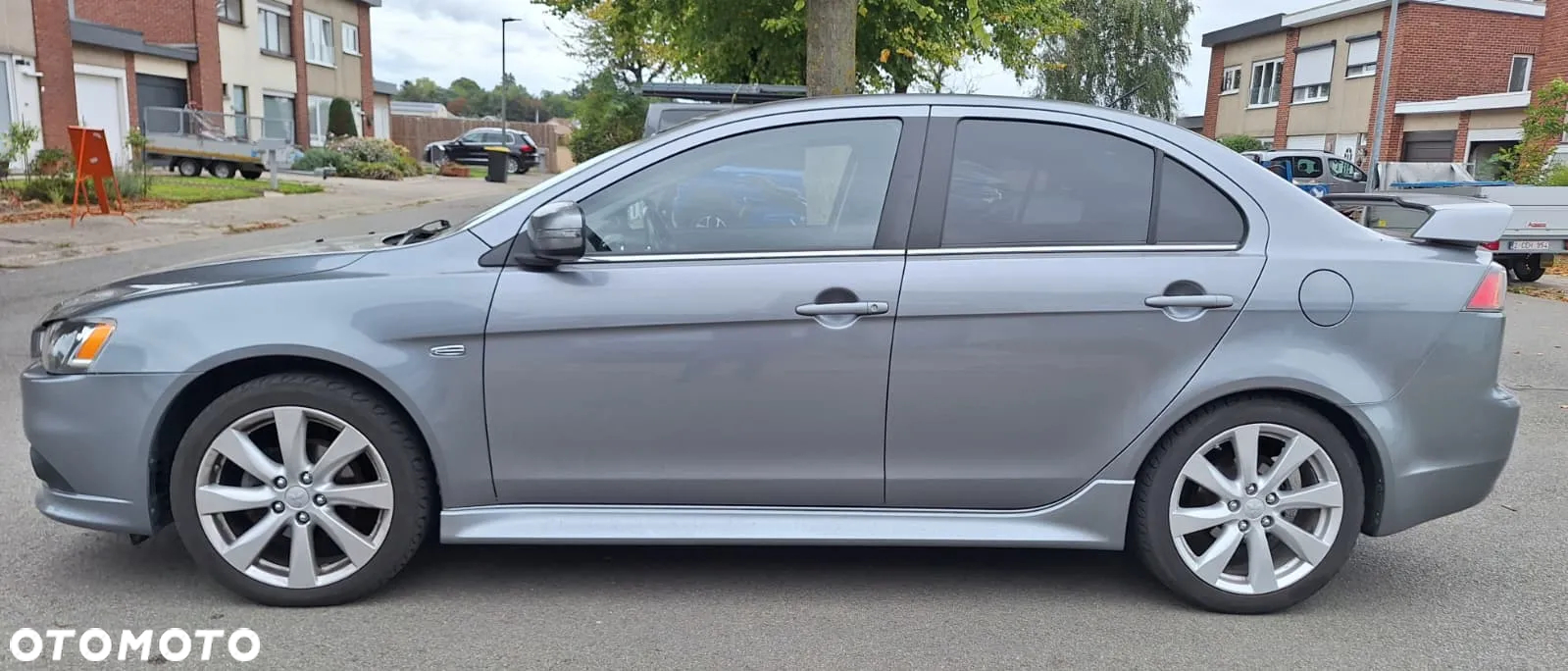 Mitsubishi Lancer - 2