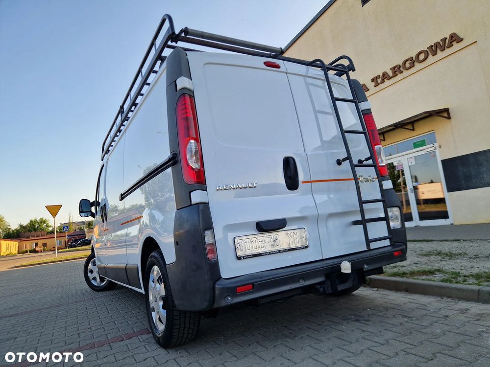 Renault TRAFIC - 12