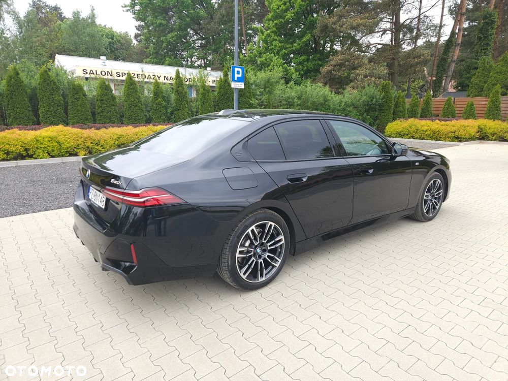 BMW Seria 5 520i M Sport Edition - 2