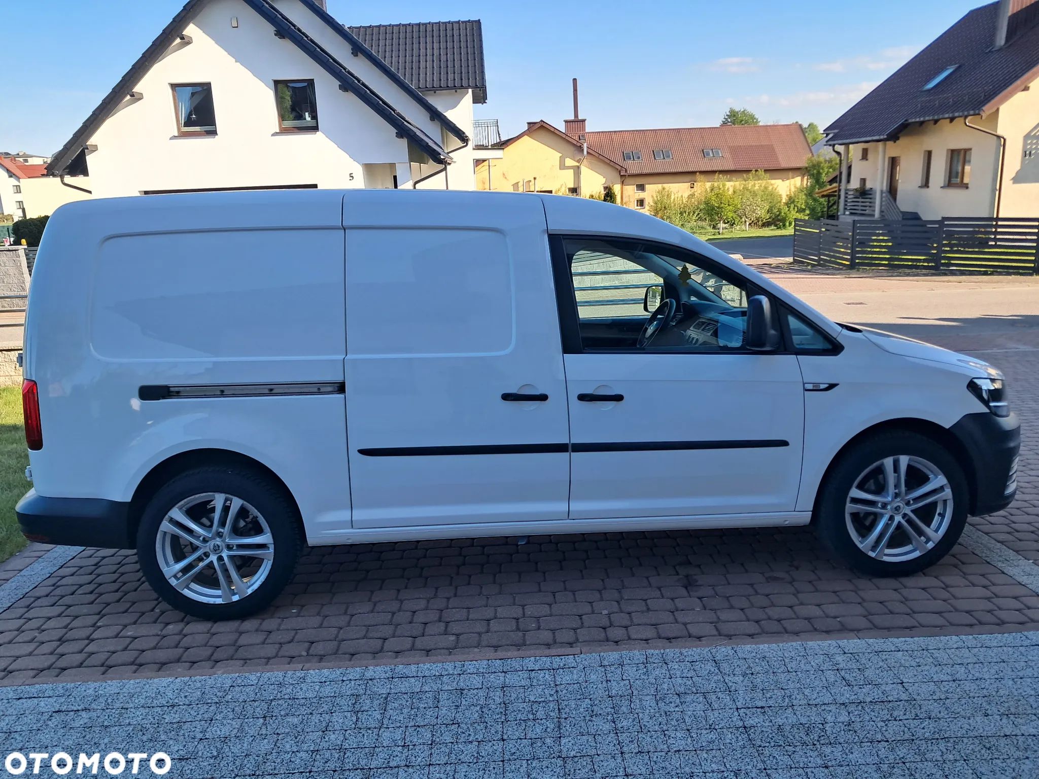 Volkswagen caddy - 1