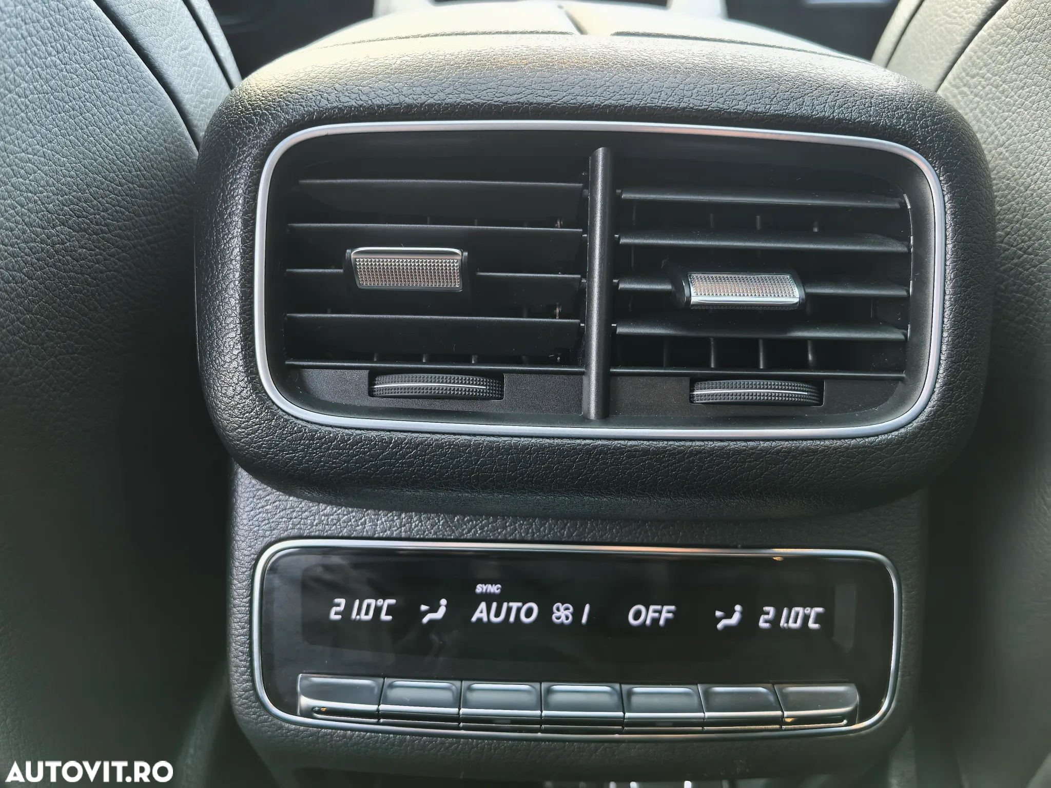 Mercedes-Benz GLE Coupe 350 de 4Matic 9G-TRONIC AMG Line - 26