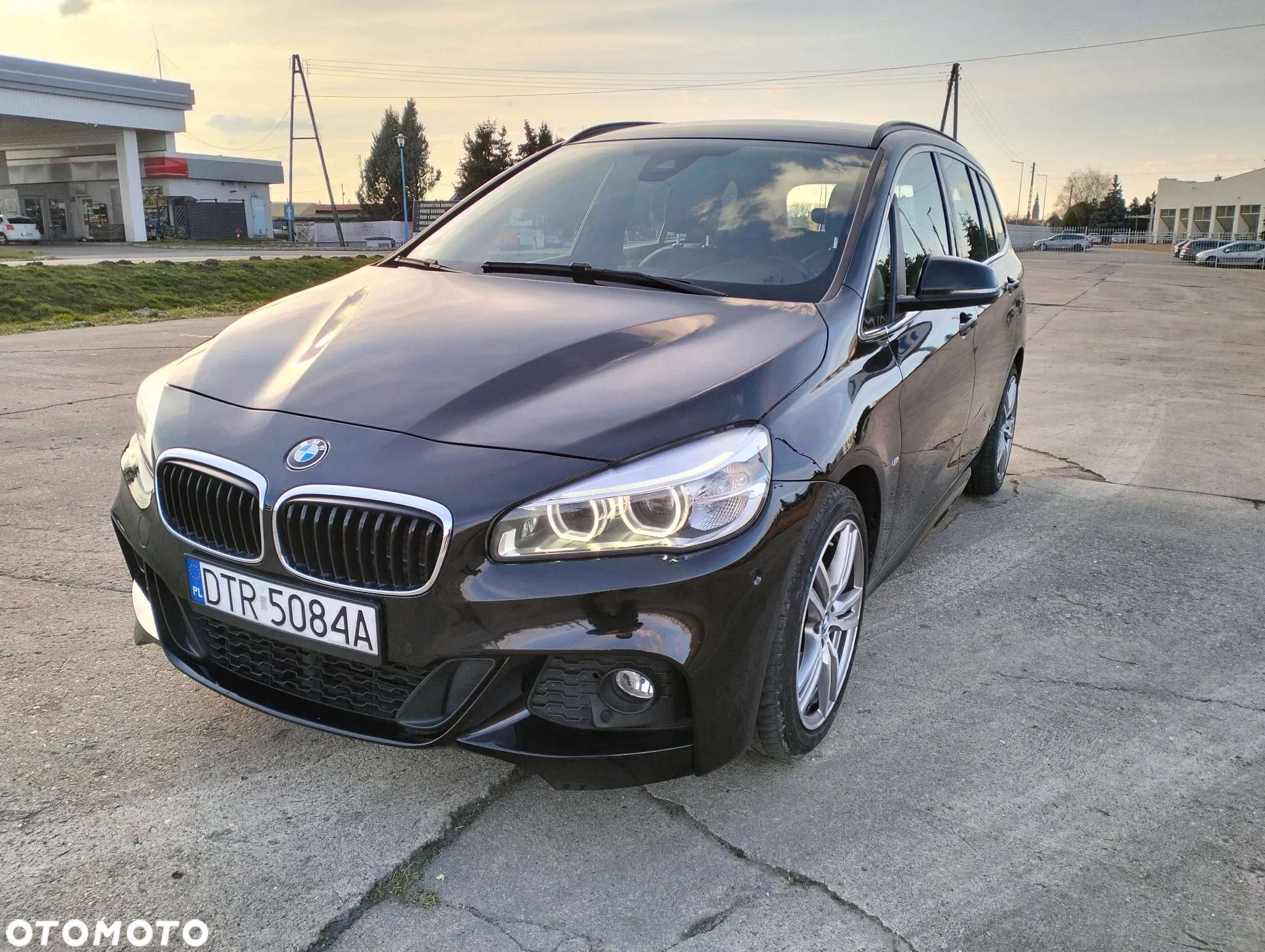 BMW Seria 2 218d M Sport - 4