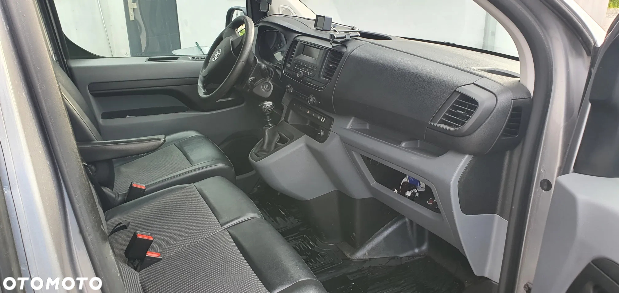 Toyota ProAce Kombi 1.5 D-4D Medium 2,7t - 14