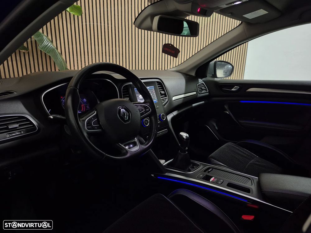 Renault Mégane Sport Tourer 1.5 dCi GT Line - 23