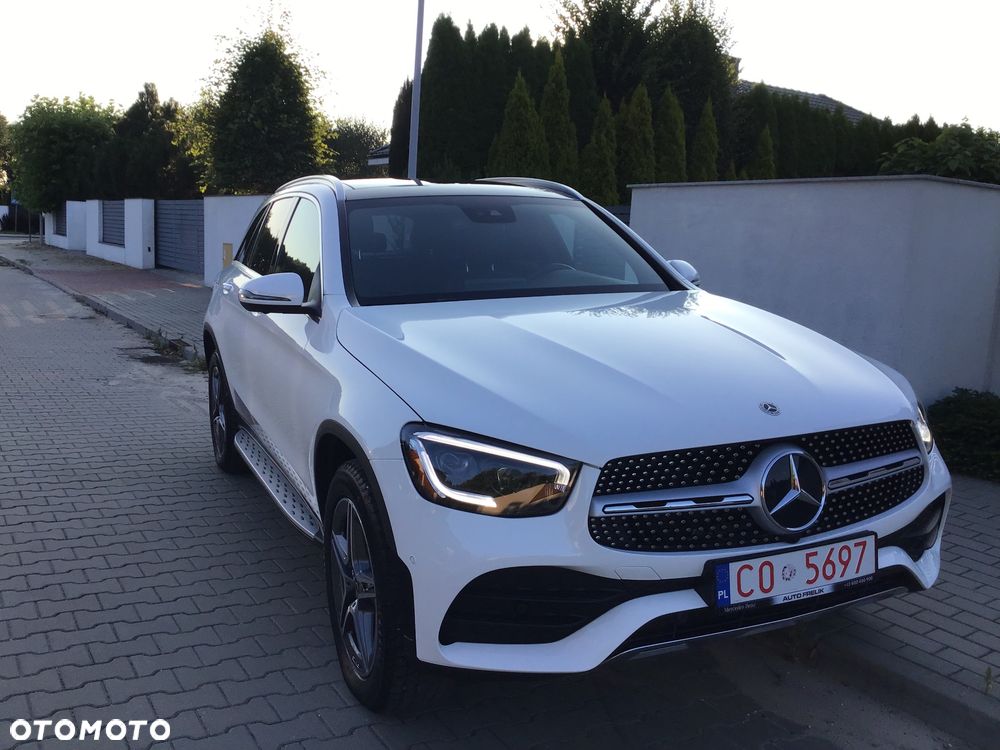 Mercedes-Benz GLC 300 4Matic 9G-TRONIC AMG Line Plus - 4
