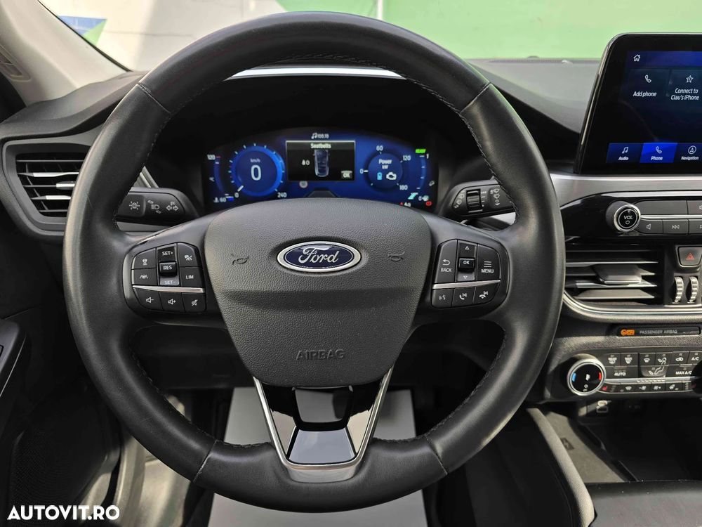 Ford Kuga - 9