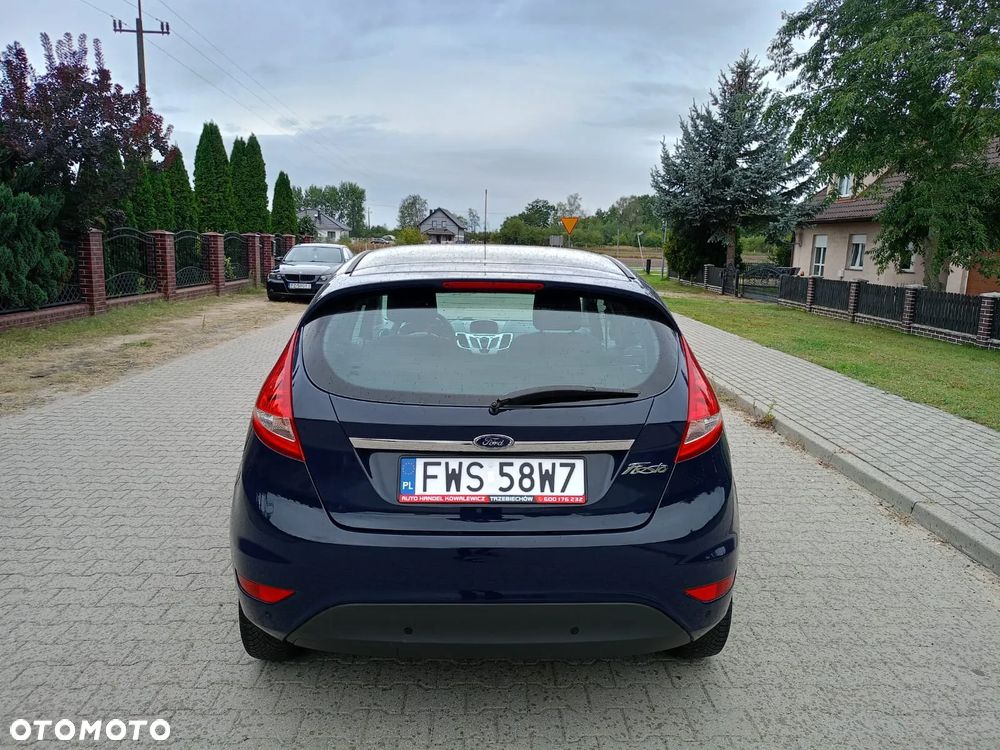 Ford Fiesta - 6