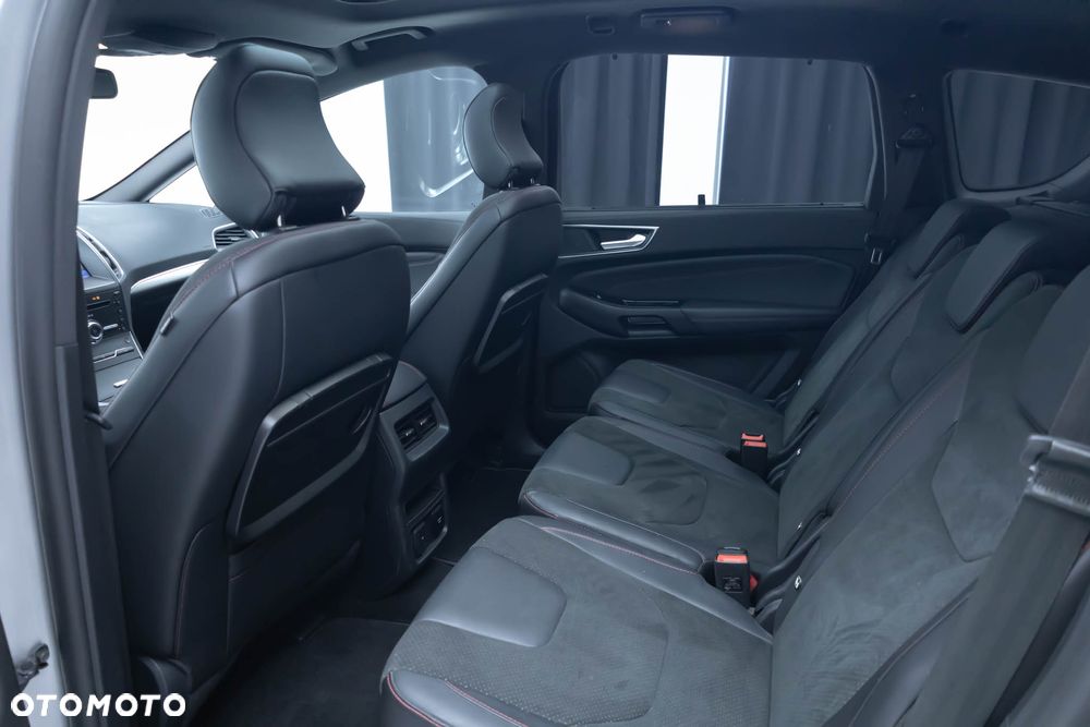 Ford S-Max 2.5 Duratec FHEV ST-LINE - 37