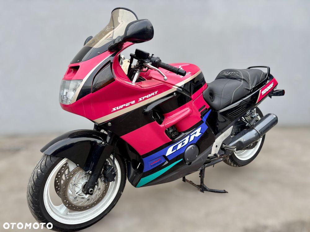 Honda CBR - 6