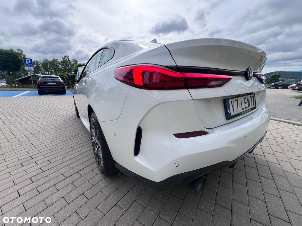 BMW Seria 2 218i M Sport - 9
