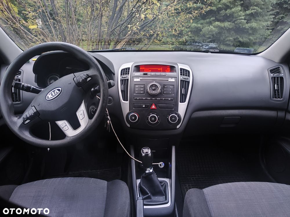 Kia Ceed Cee'd 1.6 Crdi Comfort - 9