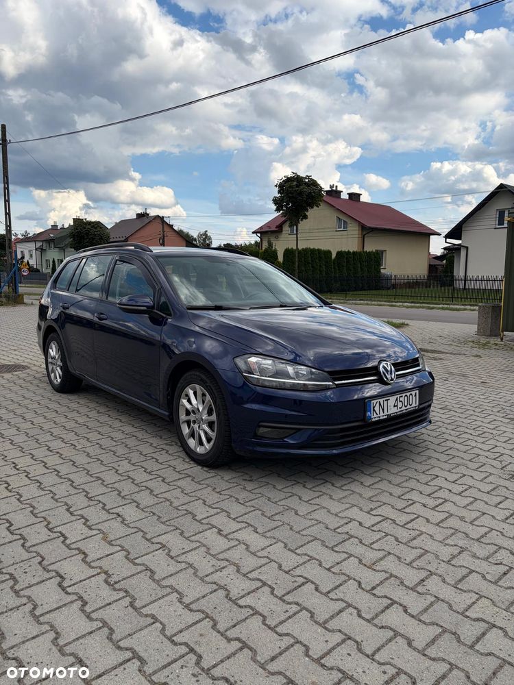 Volkswagen Golf - 2