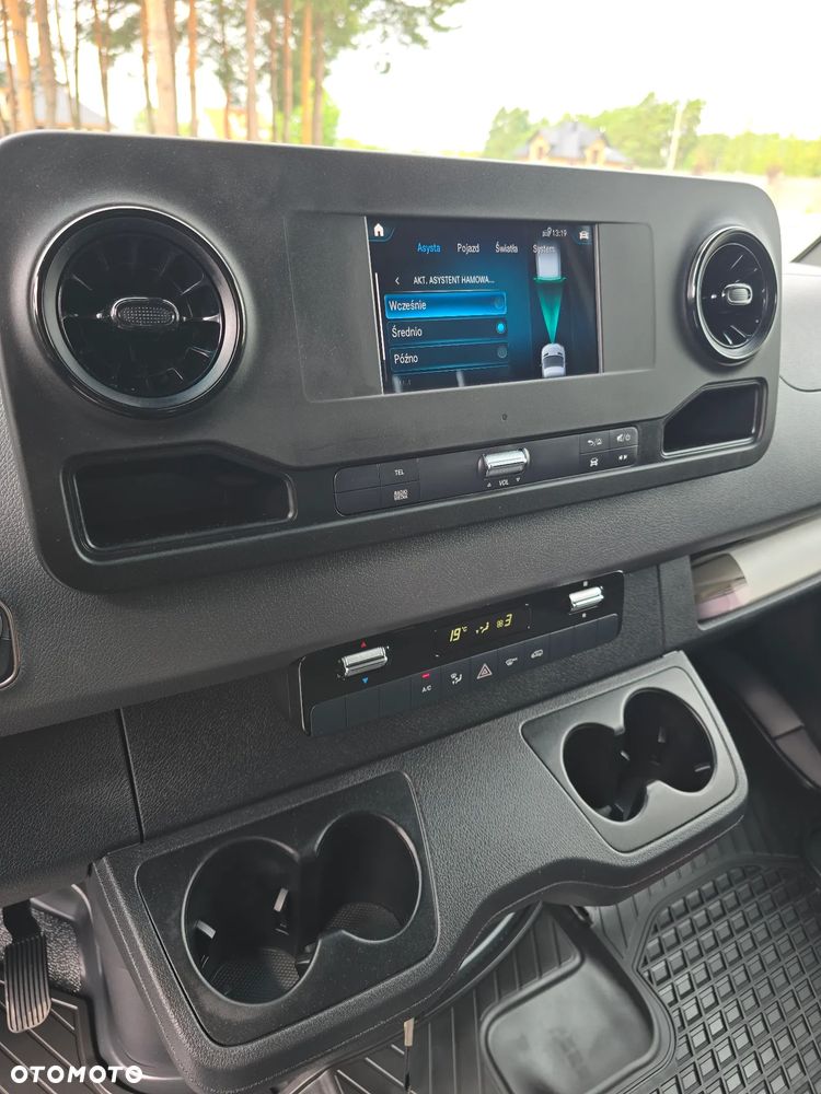 Mercedes-Benz SPRINTER 319 3.0 V6 190KM 60 Tyś km LONG 4,80cm Długi BOGATA OPCJA WYPOSAŻENIA KAMERA FUL LED HIGH PERFORMANCE MBOX 7 cala SEDZENIE KIEROWCY KOMFORTOWE TEMPOMAT AKTYWNY SALON PL STAN NOWY NOWY NOWY SERWIS ASO DO OSTATNIEGO Km - 31