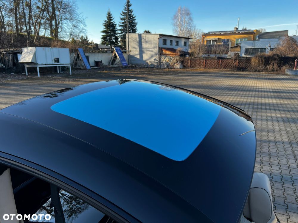 Mercedes-Benz SL - 22