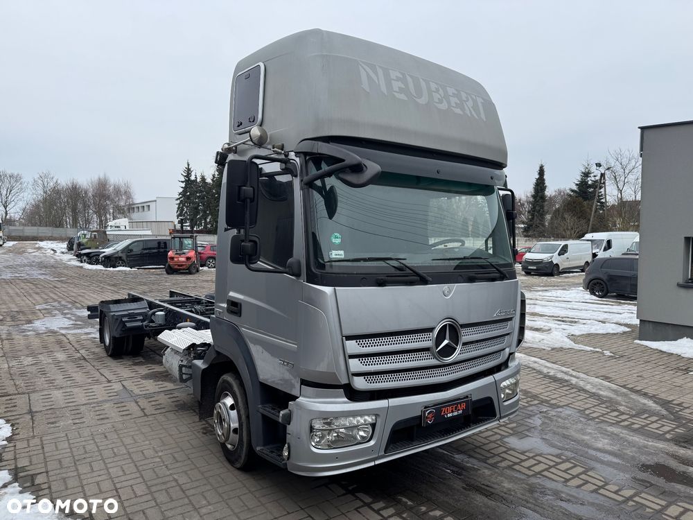 Mercedes-Benz ATEGO - 5