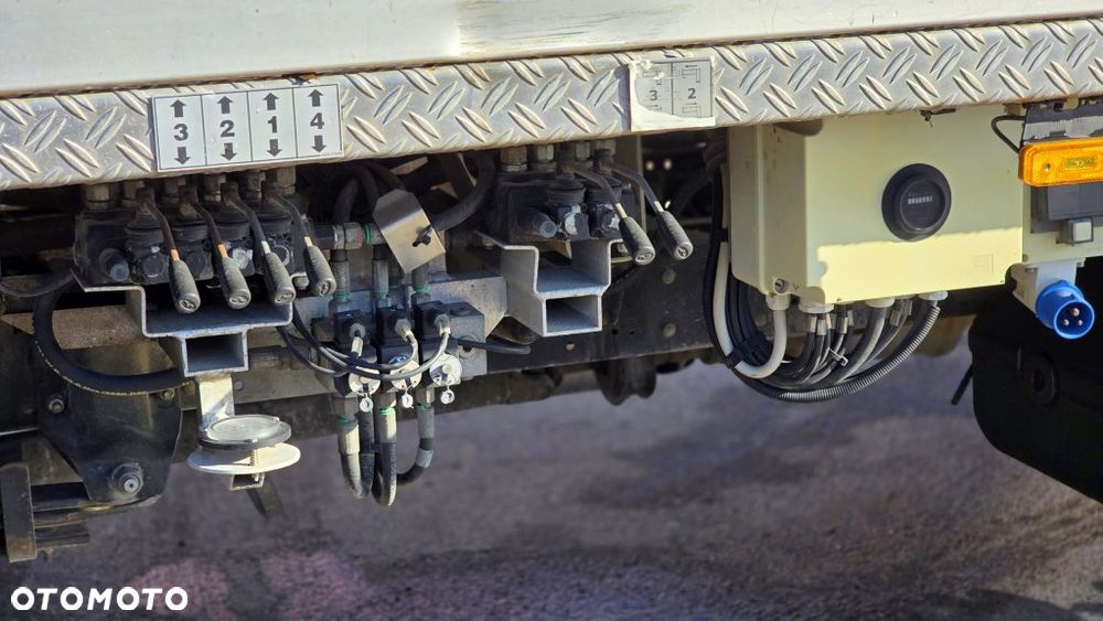 Nissan Cabstar - 9