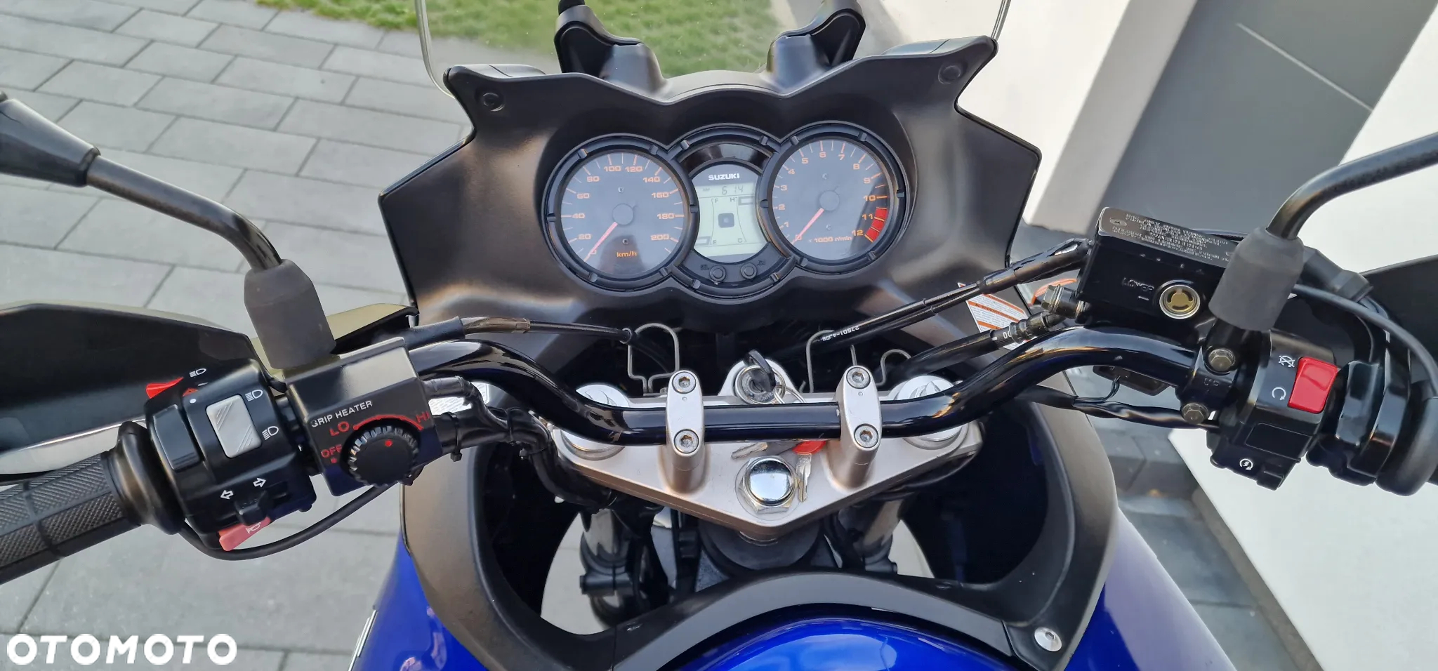 Suzuki DL - 6