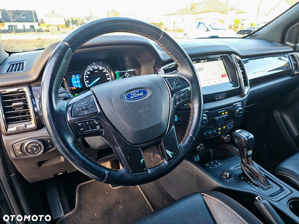 Ford Ranger ver-2-0-ecoblue-4x4-dc-wildtrak - 11