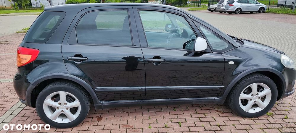 Suzuki SX4 1.5 - 4