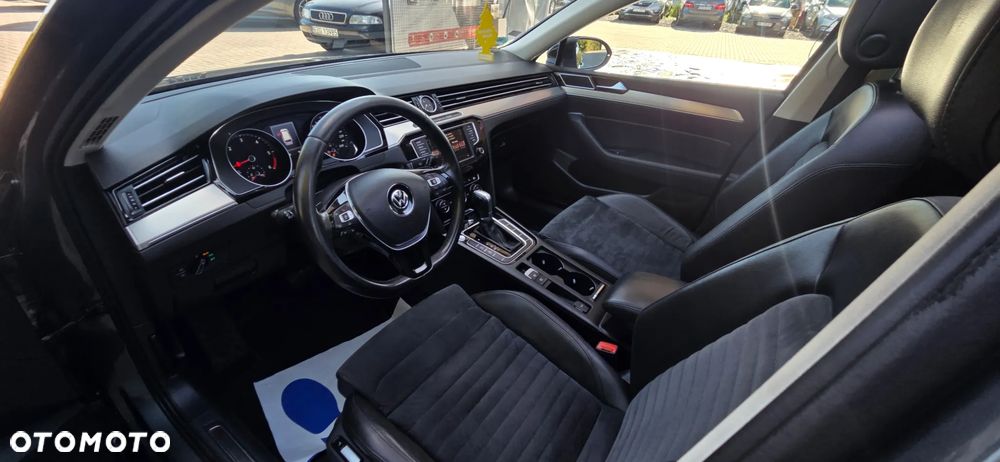 Volkswagen Passat Variant 2.0 TDI BMT Highline DSG - 28