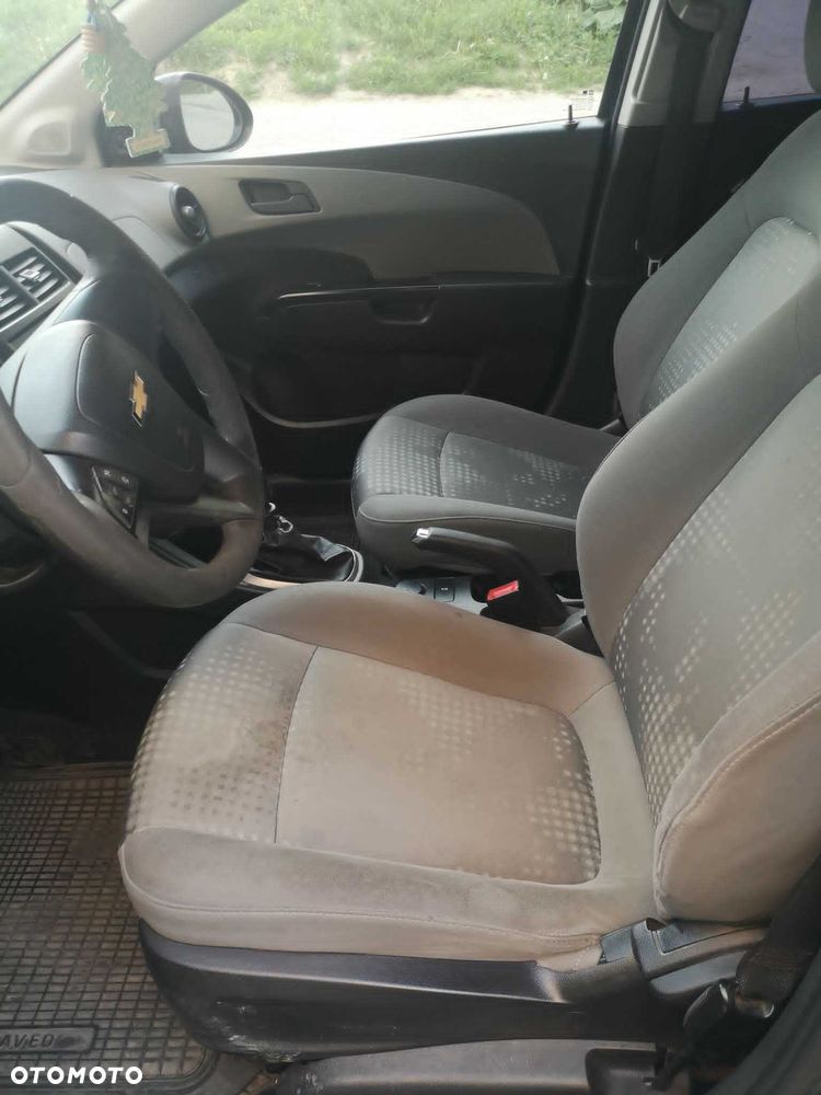 Chevrolet Aveo - 3