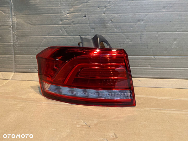 LAMPA TYŁ LEWA PASSAT B8 3G9945311 EU