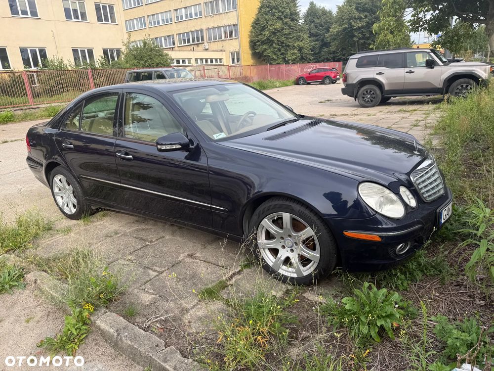 Mercedes-Benz Klasa E 350 4-Matic - 39