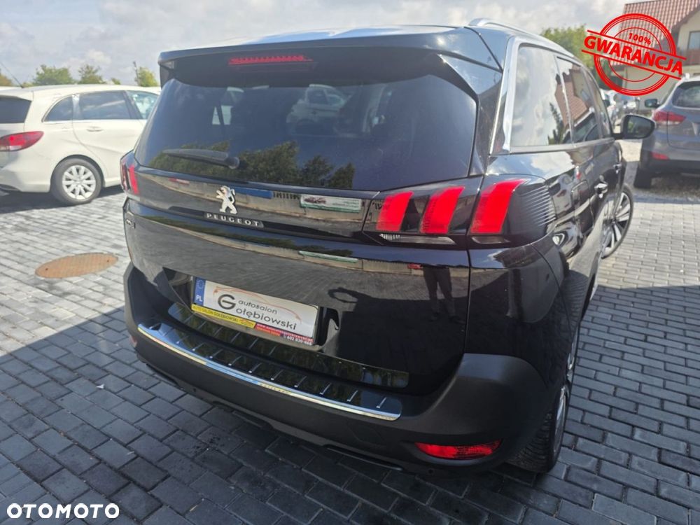 Peugeot 5008 - 10