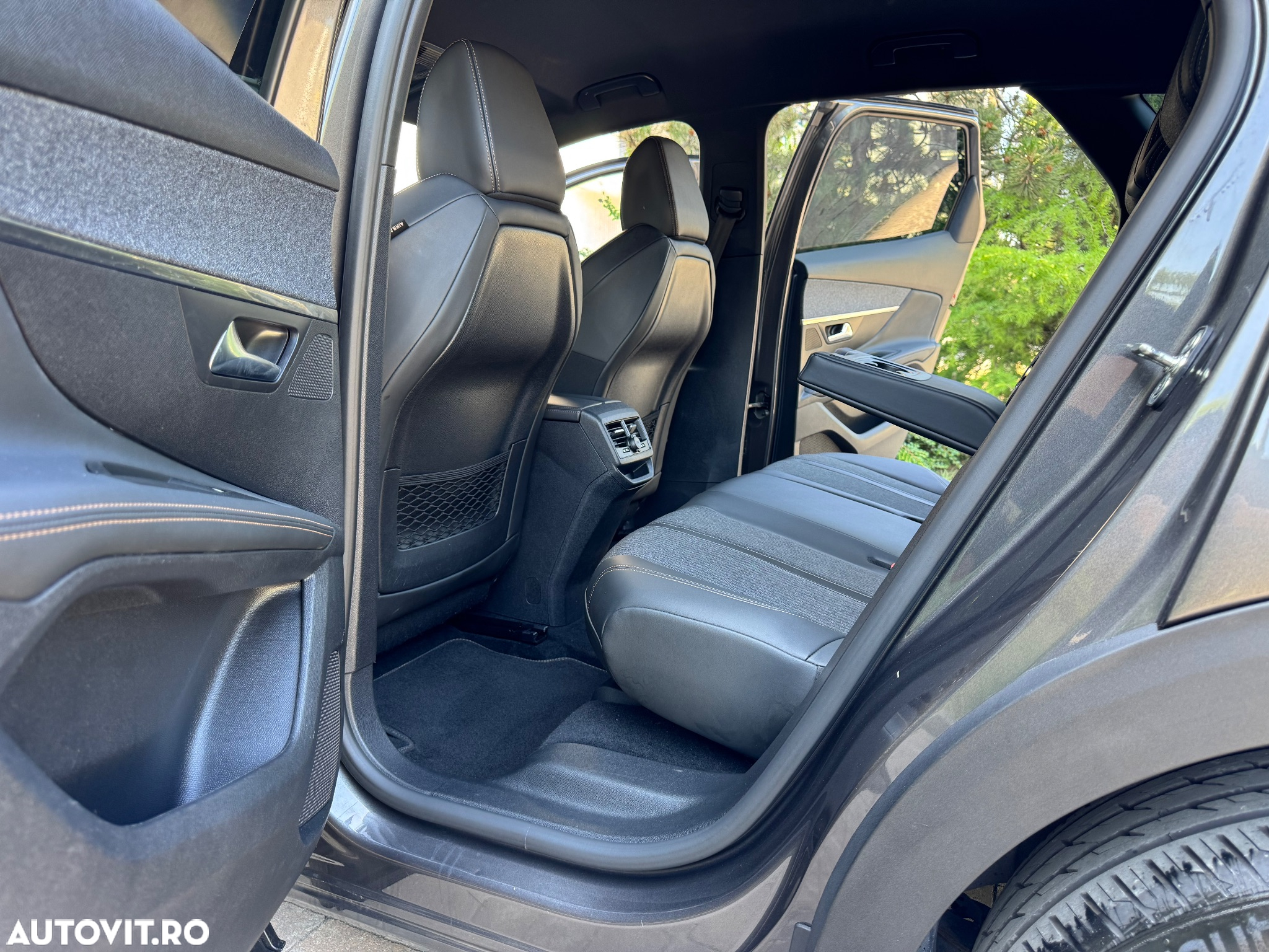 Peugeot 3008 PureTech 130 Stop & Start GPF EAT8 GT - 20