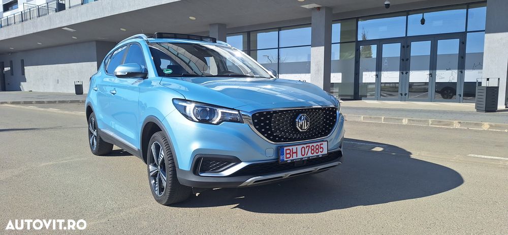 MG ZS EV Luxury - 19