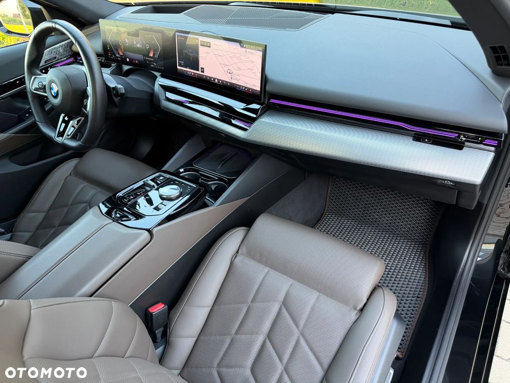 BMW Seria 5 520d xDrive mHEV M Sport - 15