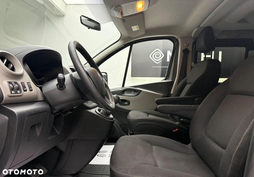 Renault Trafic - 28