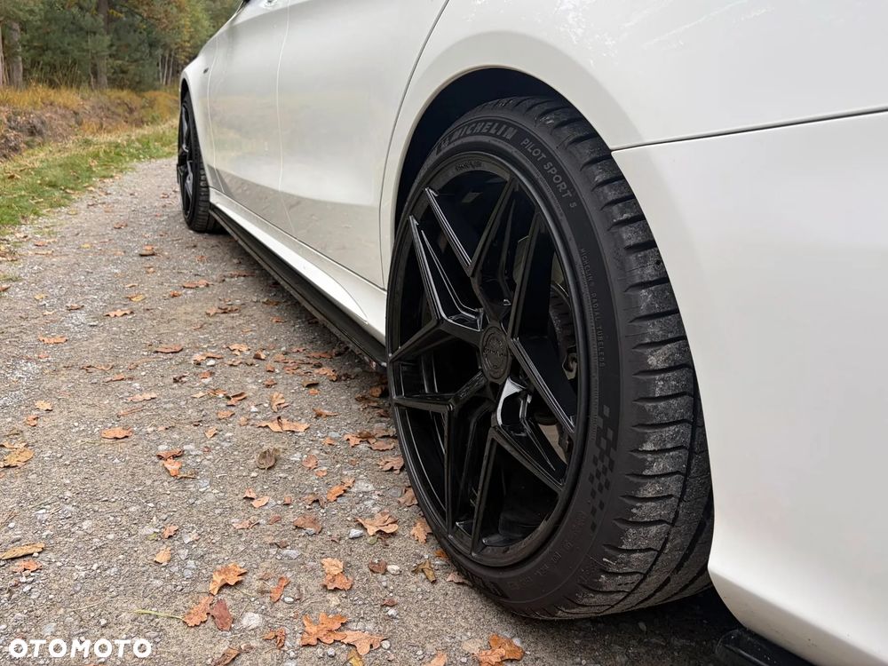 Mercedes-Benz C-Class 2016 photo 5