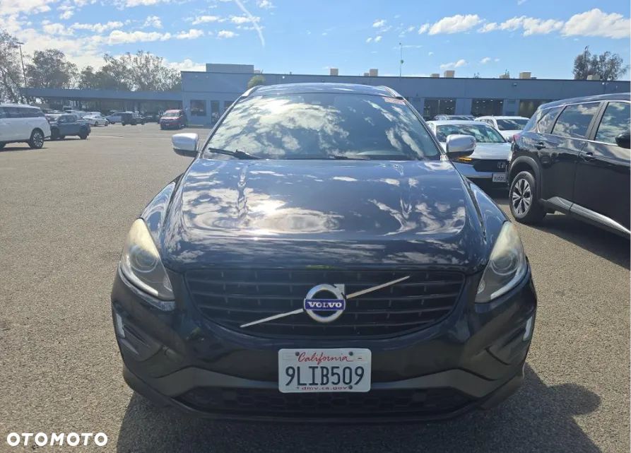 Volvo XC 60 T6 AWD R-Design - 2