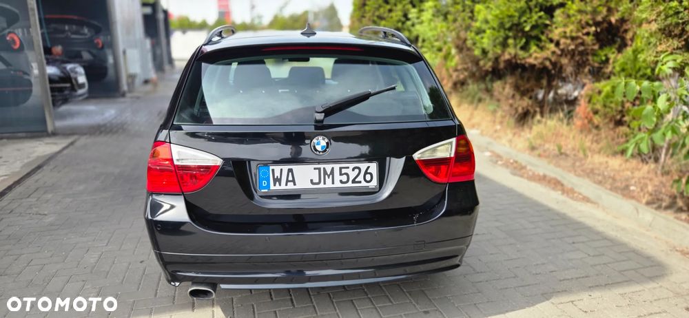 BMW Seria 3 320d DPF - 13