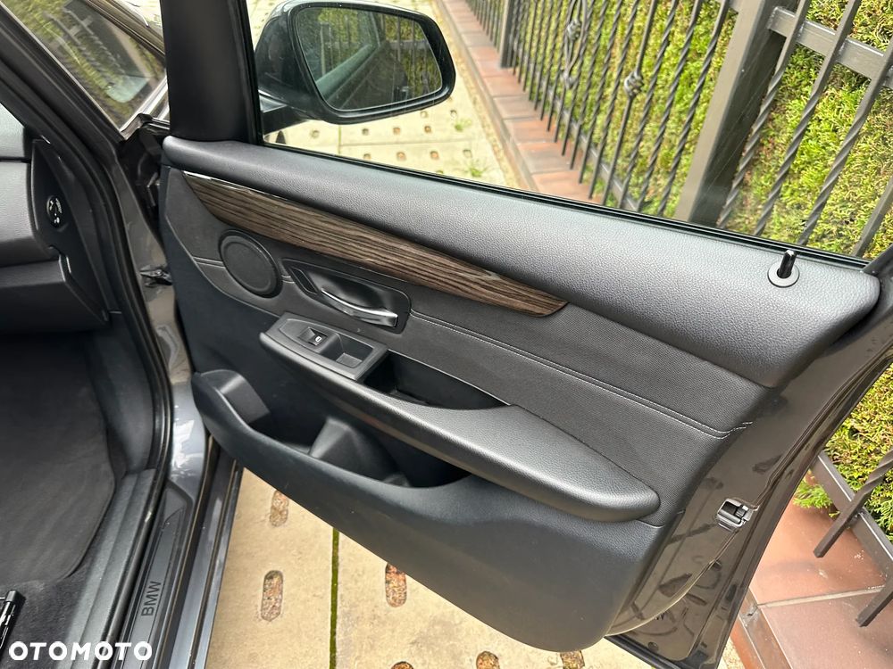 BMW Seria 2 216d Advantage - 21