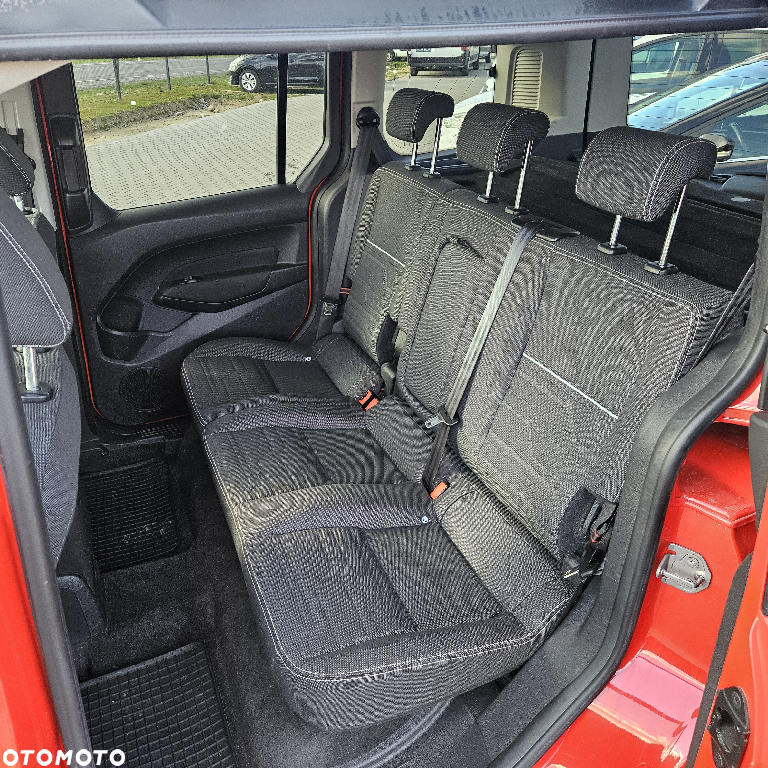 Ford Tourneo Connect 1.0 EcoBoost Start-Stop Titanium - 21