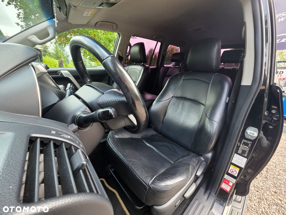 Toyota Land Cruiser 3.0 D-4D Automatik 60th Anniversary - 18