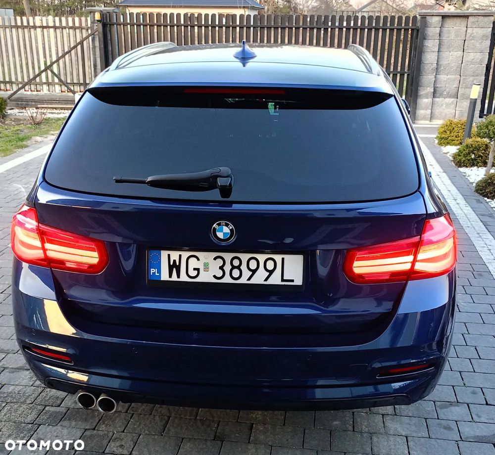 BMW Seria 3 320d Sport - 3