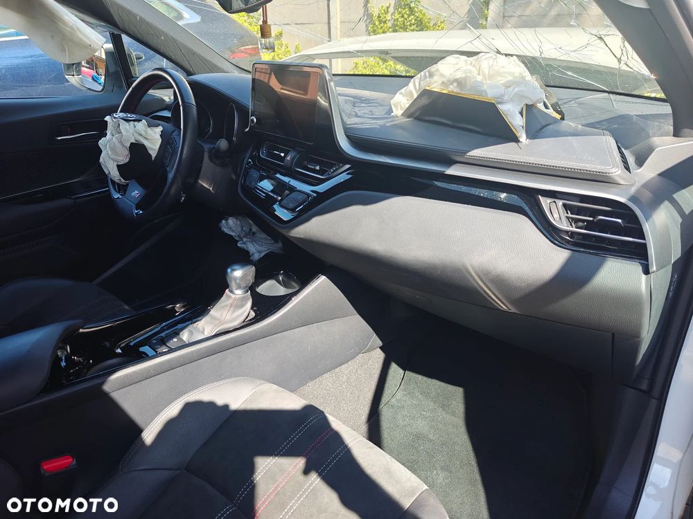 Toyota C-HR 2.0 GR Sport - 9