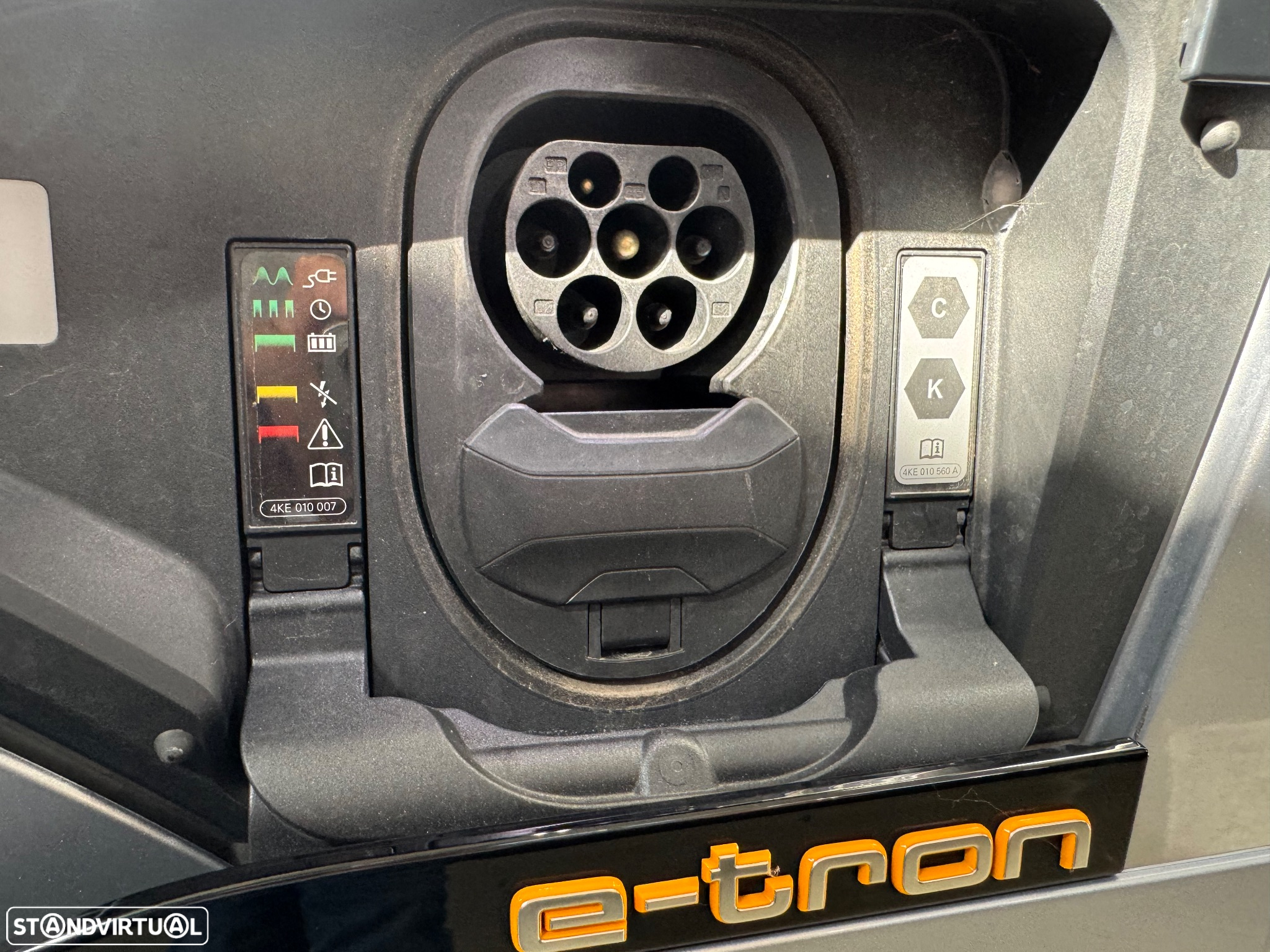 Audi e-tron 55 quattro S line - 35
