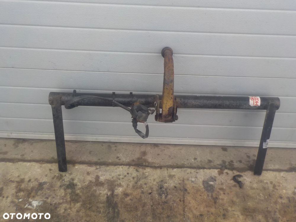 VW PASSAT B6 SEDAN HAK HOLOWNICZY - 1